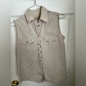 Burberry great cotton summer top! Piped in Burberry plaid